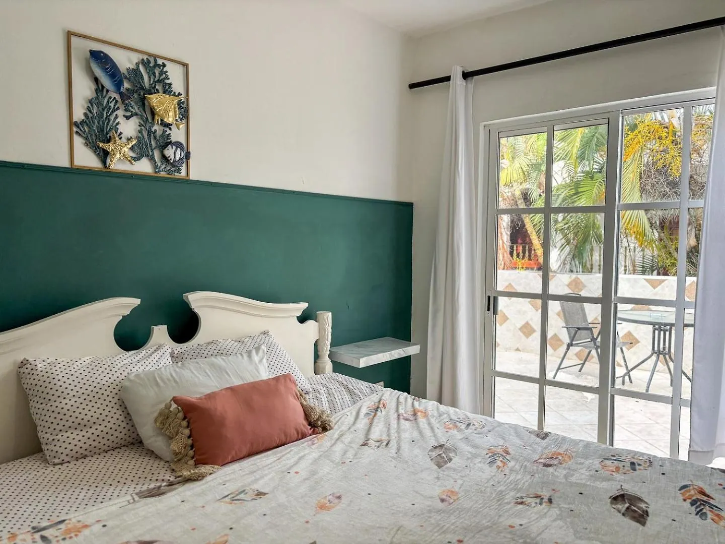 Spacious King Room Near Beach & Quinta 普拉亚卡门