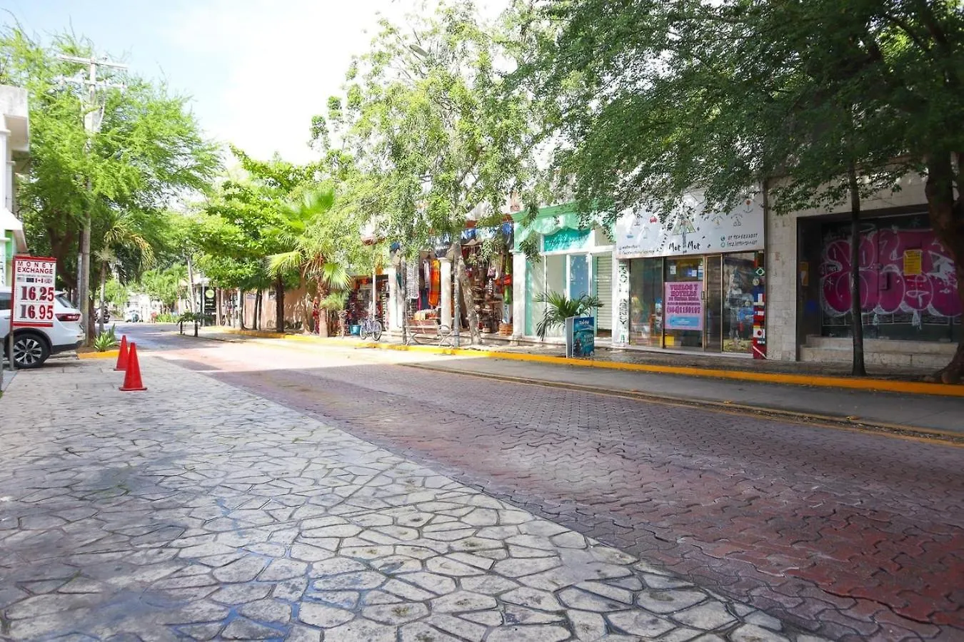 Appartamento Spacious King Room Near Beach & Quinta Playa del Carmen Messico